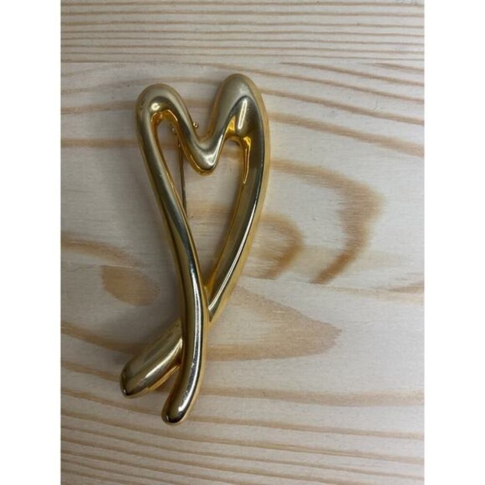 Vintage NHL Gold Tone Heart Brooch Pin